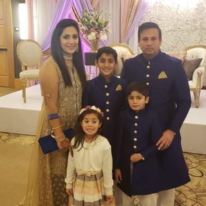 Meet your Posher, Aisha